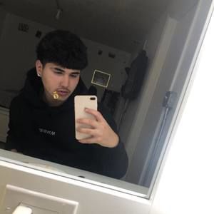 Meet your Posher, Jønathan